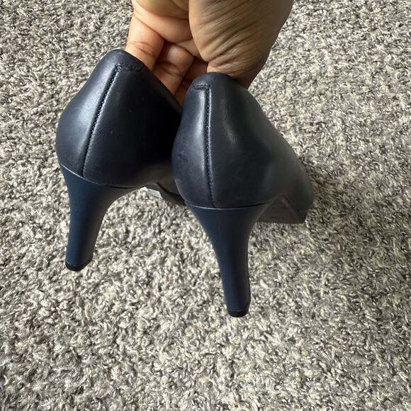 Clarks Women's Adriel Viola Leather Dress Pump Shoe Navy Blue Side 6 NEW Read - Picture 6 of 10